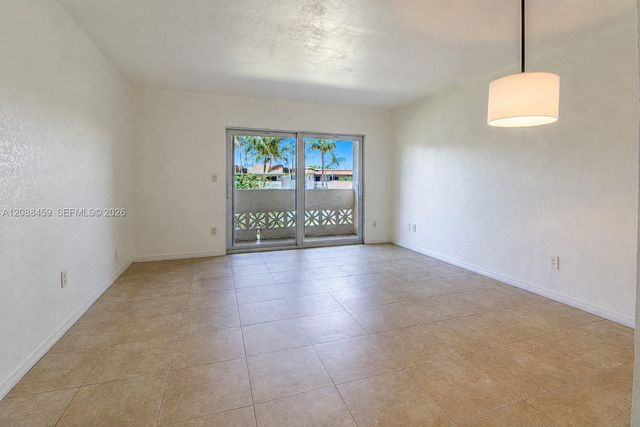 14500 SW 88th Avenue 222, Palmetto Bay, FL 33176