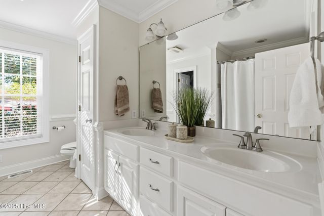 607 Rollins Avenue, Hamlet, NC 28345