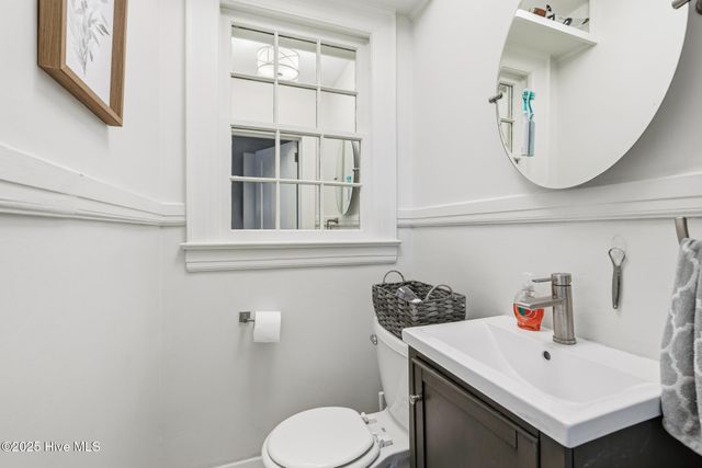 607 Rollins Avenue, Hamlet, NC 28345