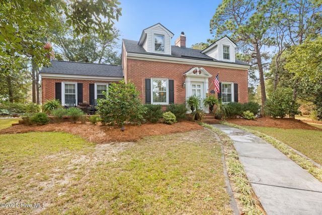 607 Rollins Avenue, Hamlet, NC 28345