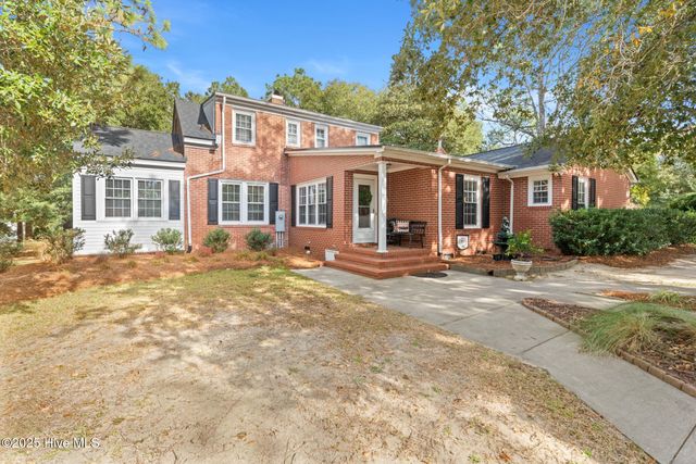 607 Rollins Avenue, Hamlet, NC 28345