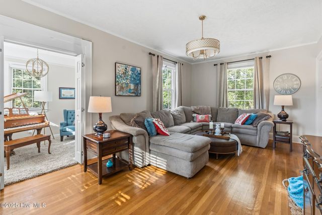 607 Rollins Avenue, Hamlet, NC 28345