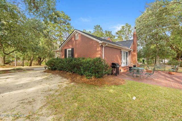 607 Rollins Avenue, Hamlet, NC 28345
