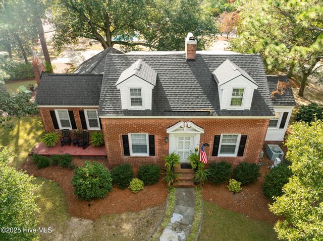 607 Rollins Avenue, Hamlet, NC 28345