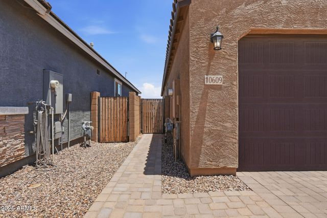 10609 S 55th Drive, Laveen, AZ 85339