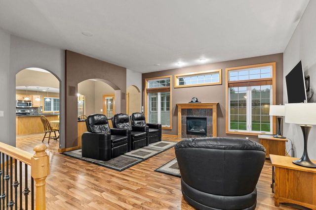 4013 E BENVALLEY DRIVE, Appleton, WI 54913