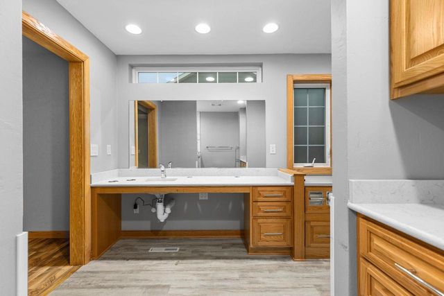 4013 E BENVALLEY DRIVE, Appleton, WI 54913