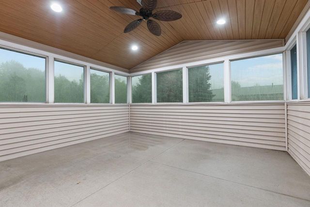 4013 E BENVALLEY DRIVE, Appleton, WI 54913
