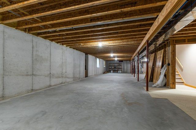 4013 E BENVALLEY DRIVE, Appleton, WI 54913