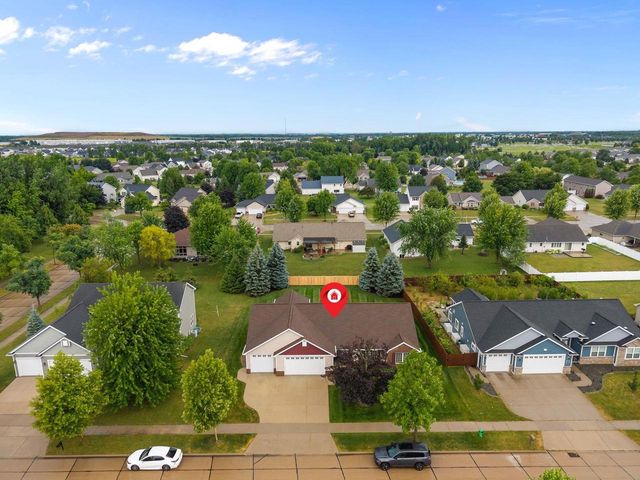 4013 E BENVALLEY DRIVE, Appleton, WI 54913
