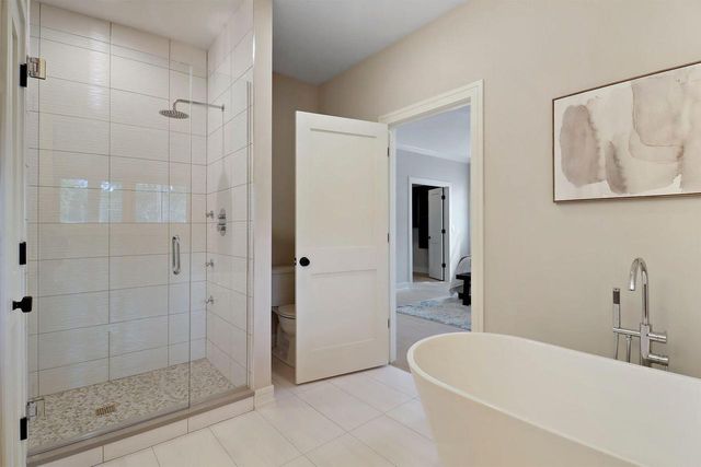 563 Mill STREET, Fontana, WI 53125