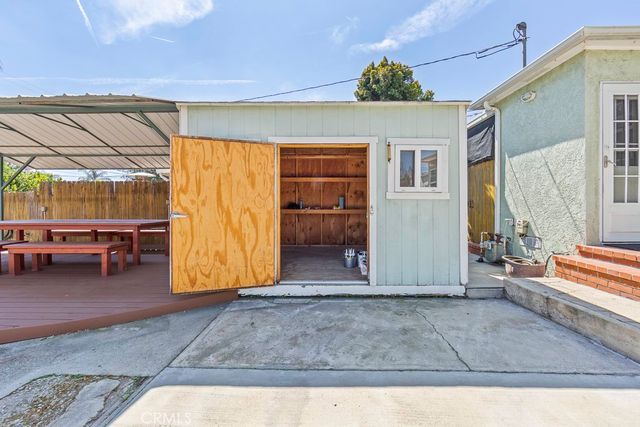 1832 N Brighton, Burbank, CA 91506
