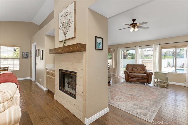 2567 Via Pacifica, Corona, CA 92882