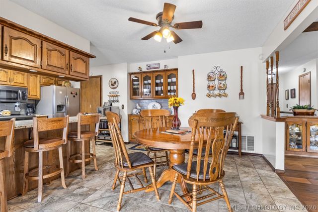 508 Clark Road, Bartlesville, OK 74006