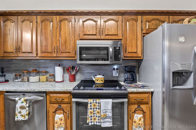 508 Clark Road, Bartlesville, OK 74006