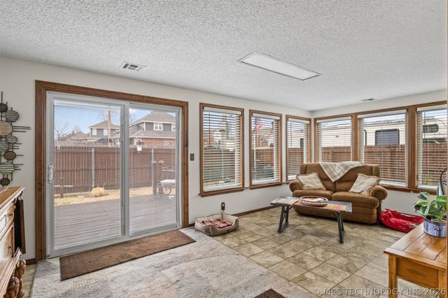 508 Clark Road, Bartlesville, OK 74006