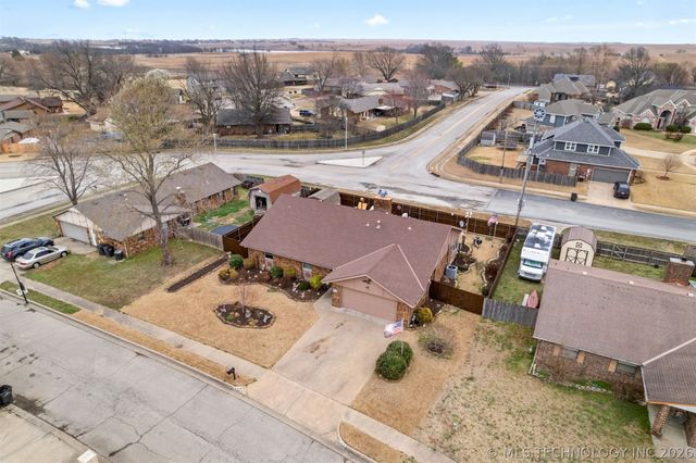 508 Clark Road, Bartlesville, OK 74006