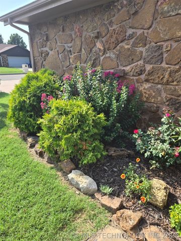 508 Clark Road, Bartlesville, OK 74006