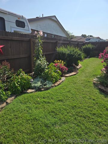 508 Clark Road, Bartlesville, OK 74006