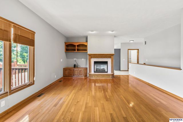 13705 Tregaron Drive, Bellevue, NE 68123
