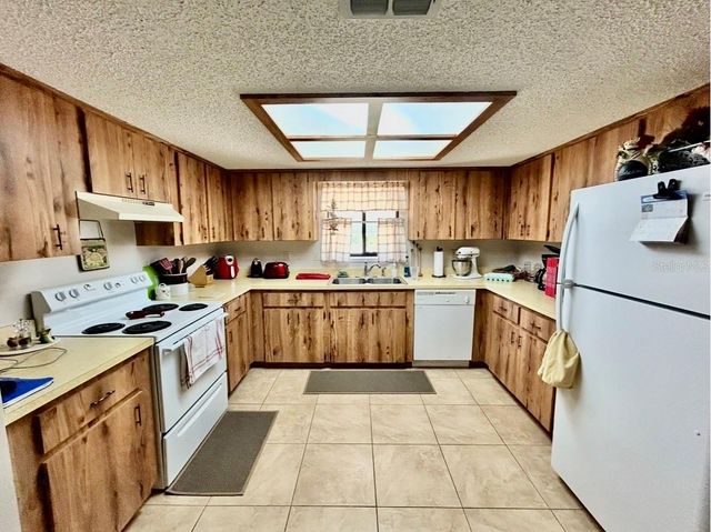 10400 SW 98TH AVENUE, Ocala, FL 34481