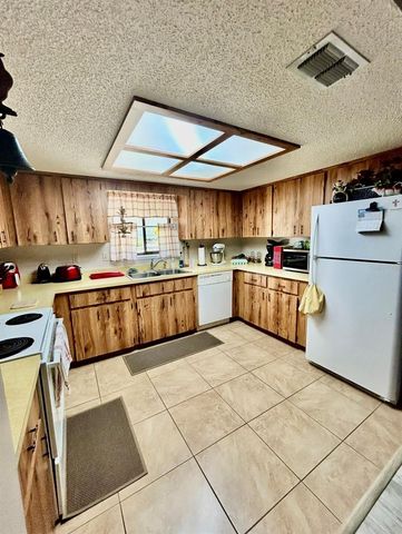 10400 SW 98TH AVENUE, Ocala, FL 34481