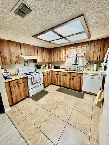 10400 SW 98TH AVENUE, Ocala, FL 34481