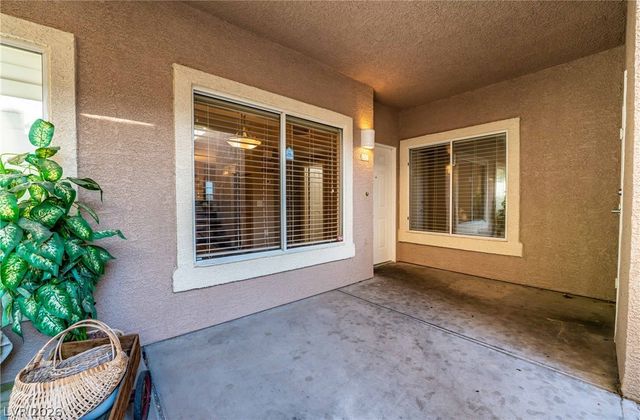 2000 Quartz Cliff Street 104, Las Vegas, NV 89117