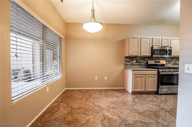 2000 Quartz Cliff Street 104, Las Vegas, NV 89117