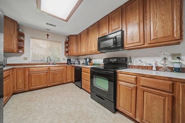 26290 Parkwood Dr, Pioneer, CA 95666