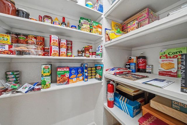 26290 Parkwood Dr, Pioneer, CA 95666