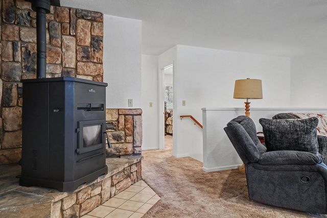 26290 Parkwood Dr, Pioneer, CA 95666