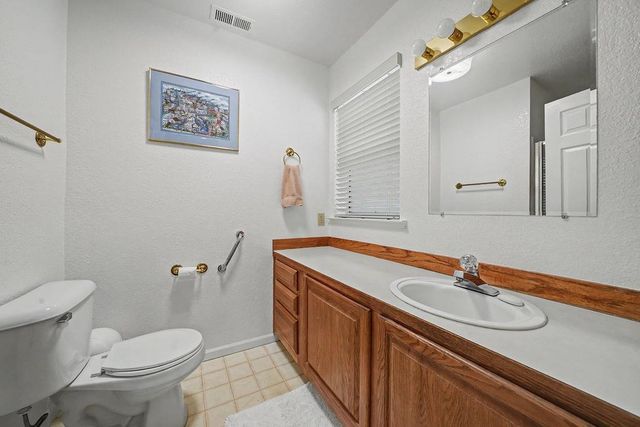 26290 Parkwood Dr, Pioneer, CA 95666