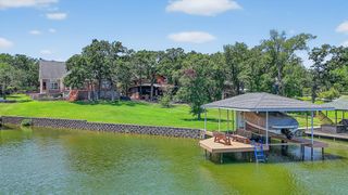 214 Kiowa Drive E, Lake Kiowa, TX 76240
