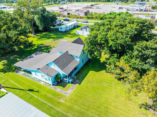 13966 West Main Street, Larose, LA 70373