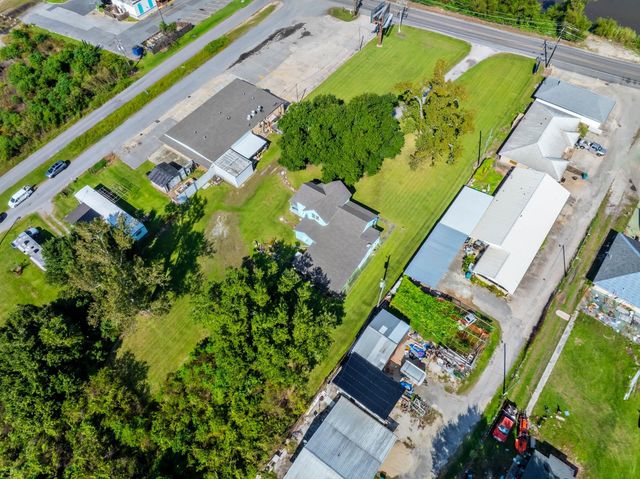 13966 West Main Street, Larose, LA 70373