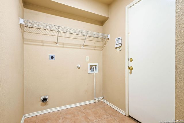 9723 Dahlia, Helotes, TX 78023