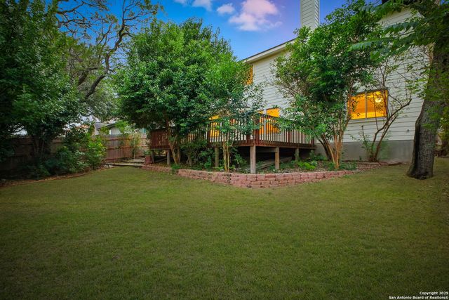 9723 Dahlia, Helotes, TX 78023