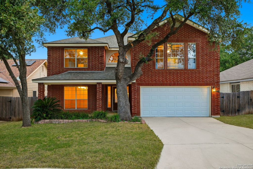 9723 Dahlia, Helotes, TX 78023