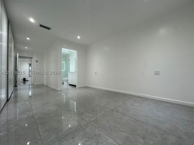 112 Fox Rd 2-50, Hollywood, FL 33024