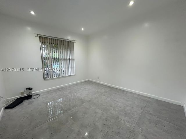 112 Fox Rd 2-50, Hollywood, FL 33024