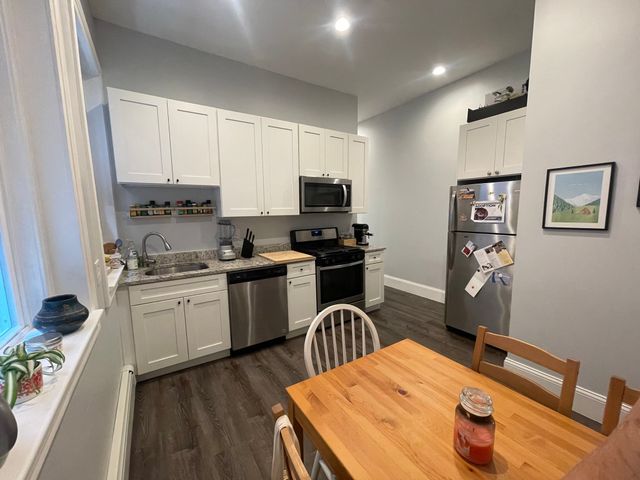 38 Grove Street 2, Boston, MA 02114
