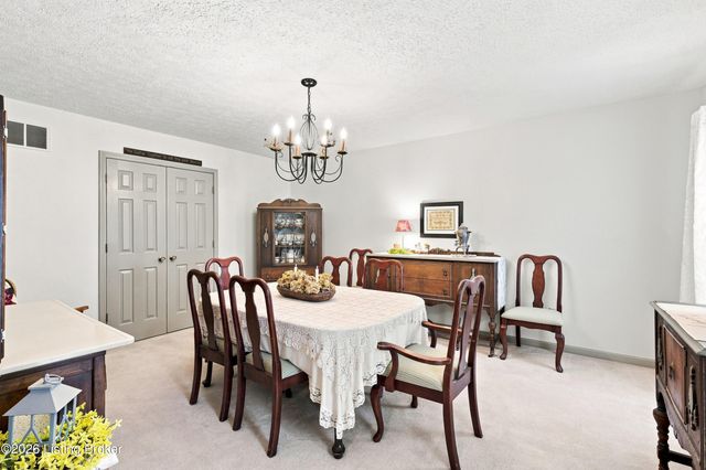1700 Oak Grove Dr, New Albany, IN 47150