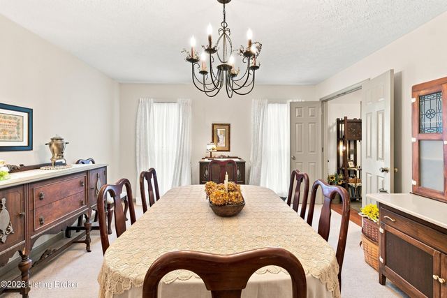 1700 Oak Grove Dr, New Albany, IN 47150