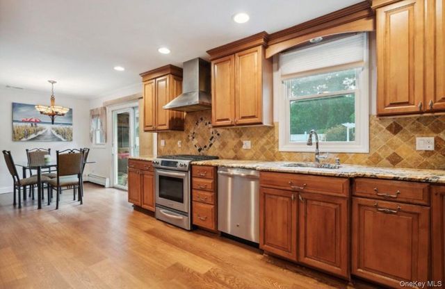 240 Woodhull Avenue, Port Jefferson Station, NY 11776