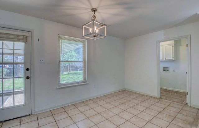 36 Kingspark Drive, Maumelle, AR 72113