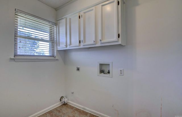 36 Kingspark Drive, Maumelle, AR 72113