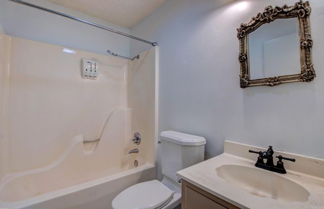 36 Kingspark Drive, Maumelle, AR 72113