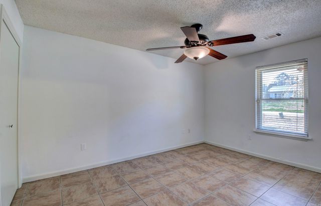 36 Kingspark Drive, Maumelle, AR 72113