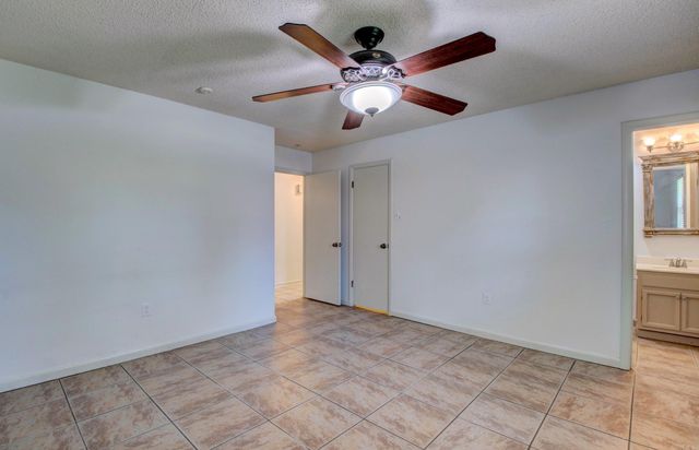 36 Kingspark Drive, Maumelle, AR 72113